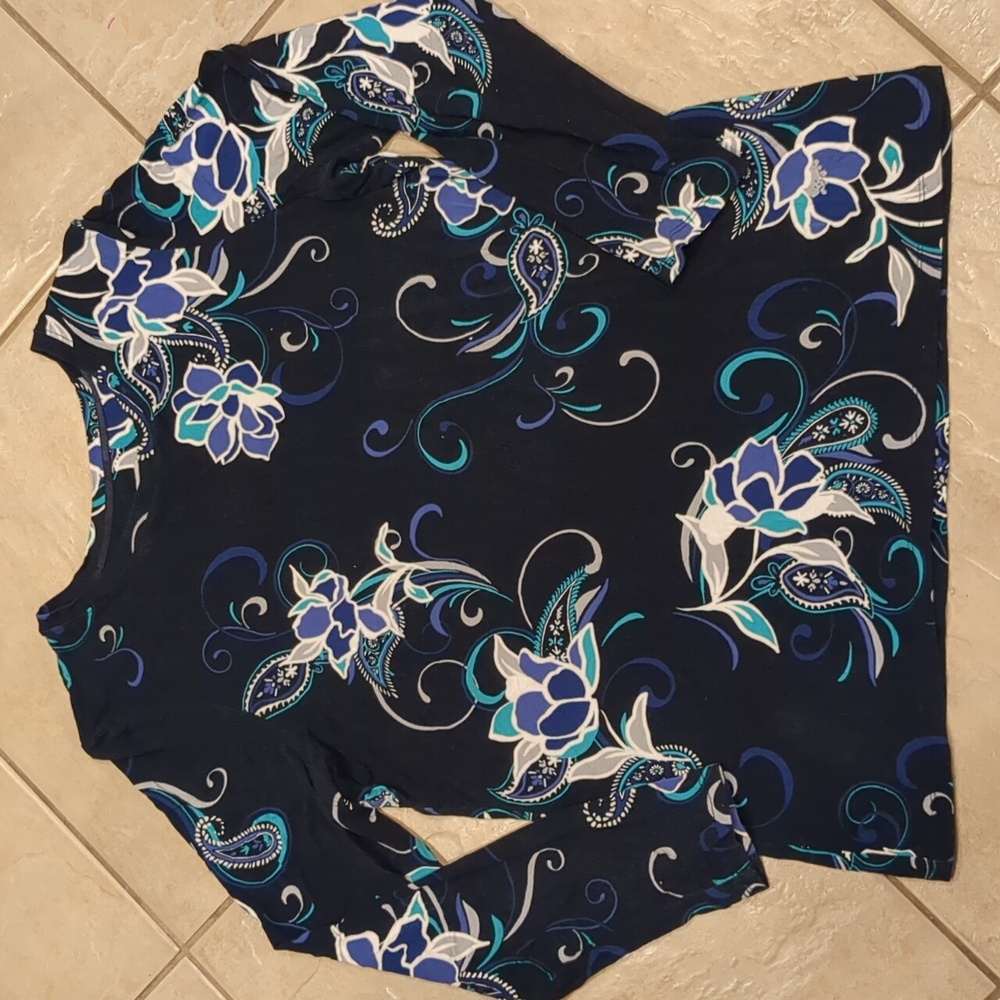 Chico's Blue Floral Long Sleeve T-Shirt Size Large